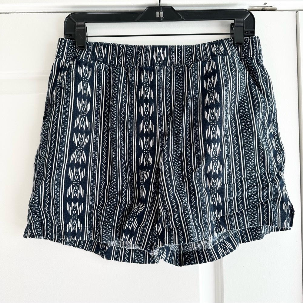 Weatherproof Navy and White Aztec Print Elastic Waist Washable Linen Shorts
